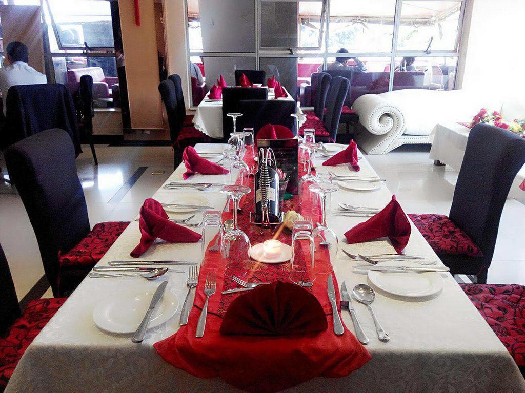 Nanchang Hotel Nairobi Esterno foto